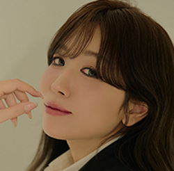 坂本悠里 (Yuuri Sakamoto)